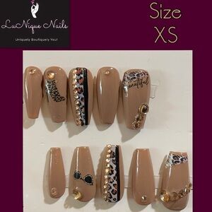 Wild Side Press On Nail Art Set Size XS